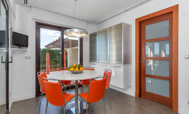 Odsprzedaż - Villa - Algorfa - La Finca Golf Resort