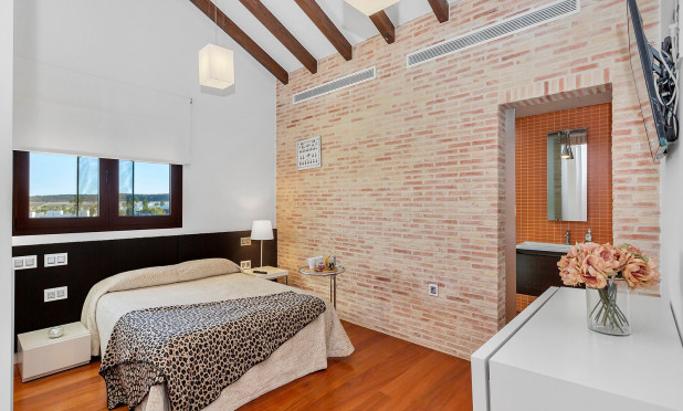 Odsprzedaż - Villa - Algorfa - La Finca Golf Resort
