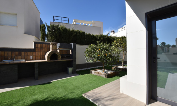 Reventa - Villa - San Miguel de Salinas