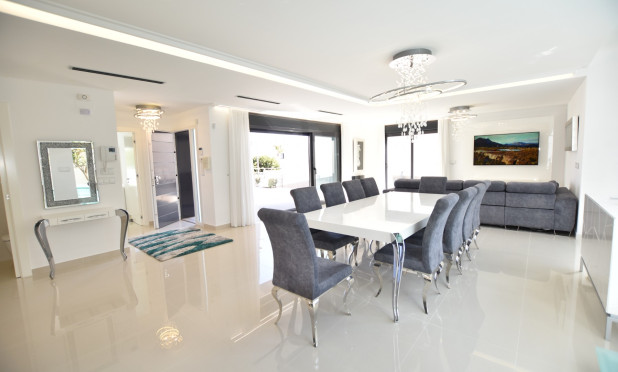 Reventa - Villa - San Miguel de Salinas