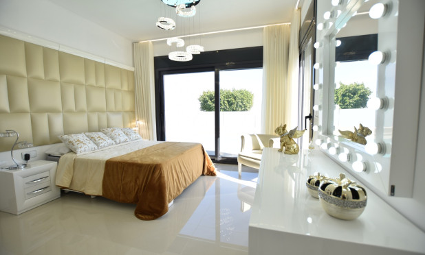 Reventa - Villa - San Miguel de Salinas