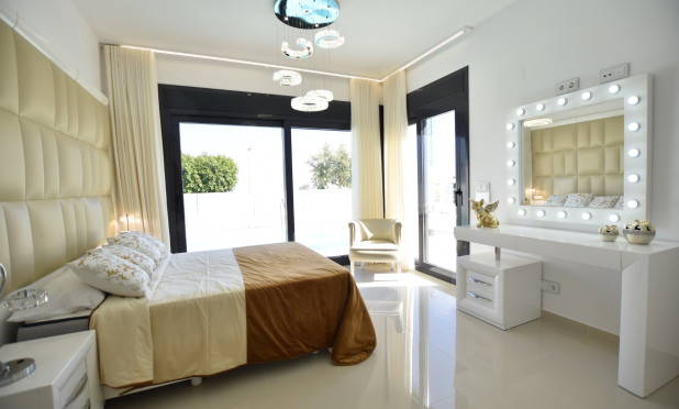 Reventa - Villa - San Miguel de Salinas