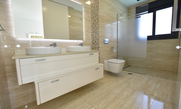Reventa - Villa - San Miguel de Salinas