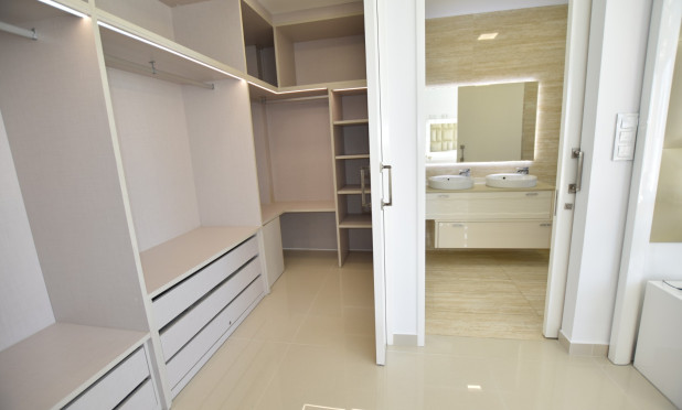 Reventa - Villa - San Miguel de Salinas