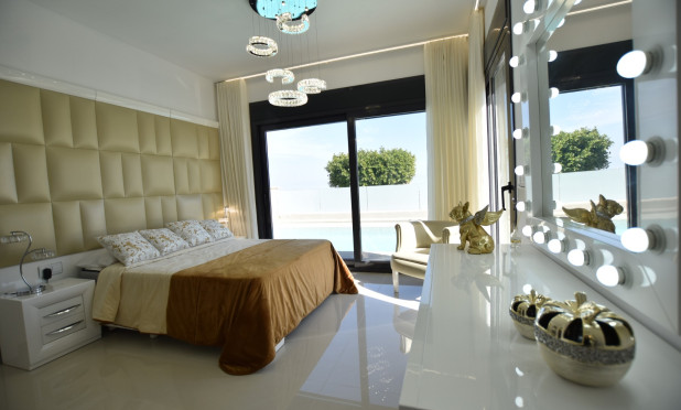 Reventa - Villa - San Miguel de Salinas