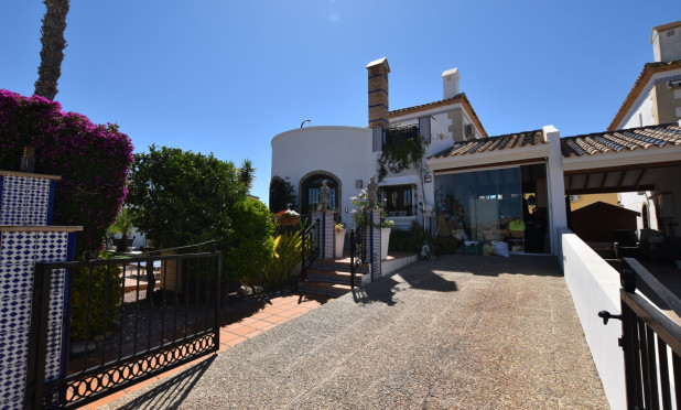 Resale - Villa - Algorfa - La Finca Golf Resort