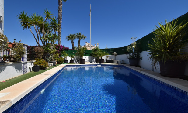 Resale - Villa - Algorfa - La Finca Golf Resort