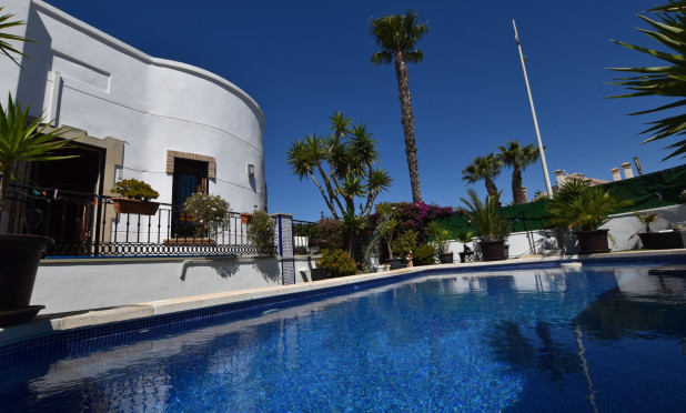 Resale - Villa - Algorfa - La Finca Golf Resort