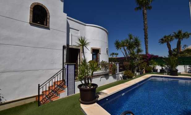 Resale - Villa - Algorfa - La Finca Golf Resort