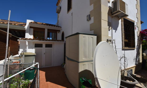 Resale - Villa - Algorfa - La Finca Golf Resort