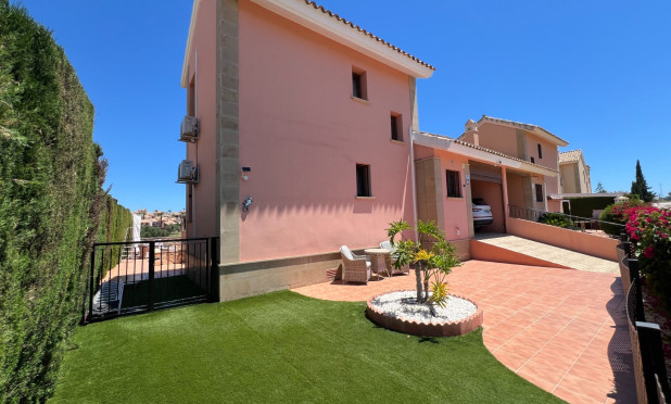 Wiederverkauf - Villa - Algorfa - La Finca Golf Resort
