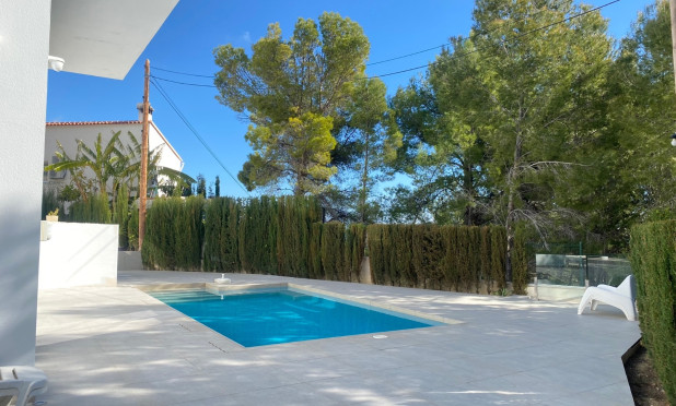 Resale - Villa - Calpe