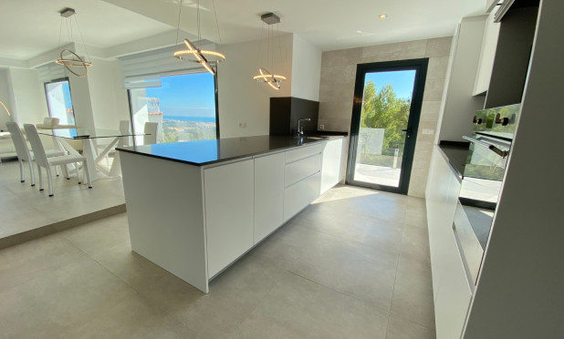 Resale - Villa - Calpe
