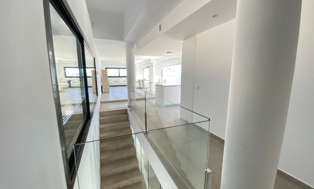 Resale - Villa - Calpe