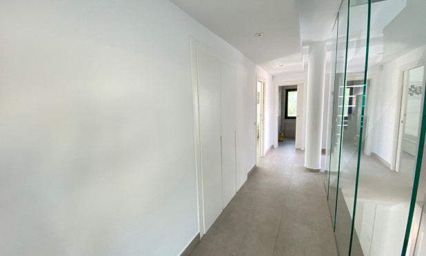 Resale - Villa - Calpe