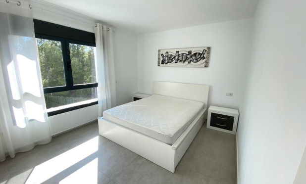 Resale - Villa - Calpe