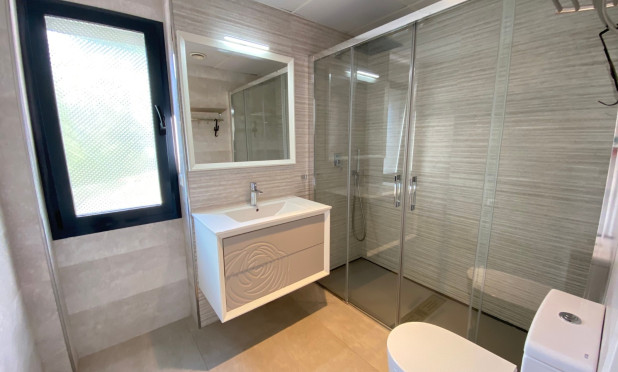 Resale - Villa - Calpe