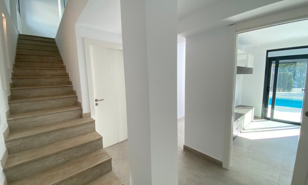Resale - Villa - Calpe