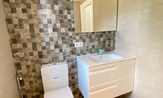 Resale - Villa - Calpe
