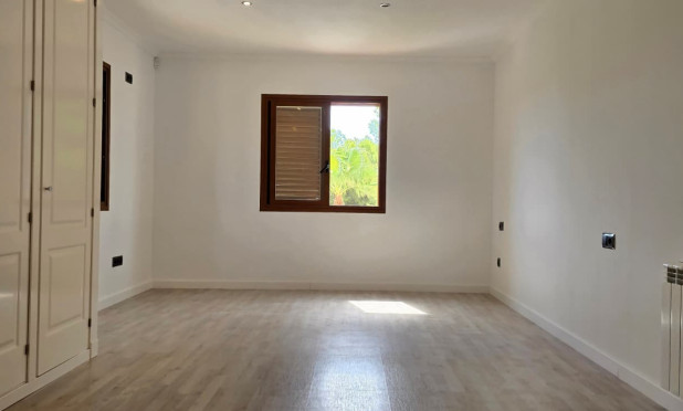 Reventa - Villa - La Nucía