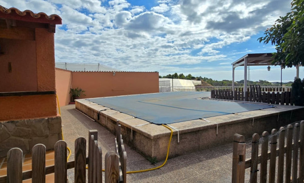 Resale - Villa - Callosa De Ensarrià