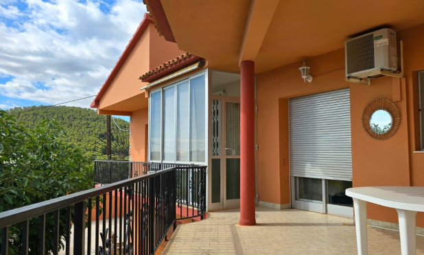Resale - Villa - Callosa De Ensarrià