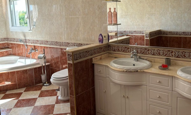 Wiederverkauf - Villa - Benidorm - Levante