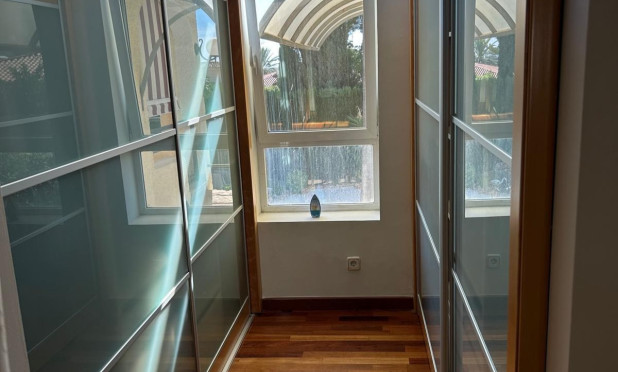 Wiederverkauf - Villa - Benidorm - Levante