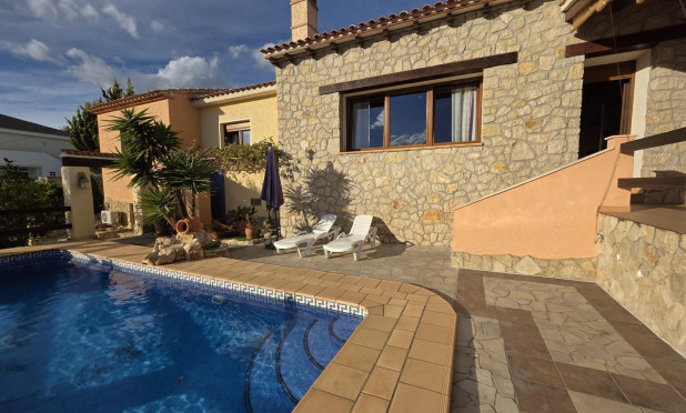 Resale - Villa - L'alfas Del Pi - Alfas del Pí