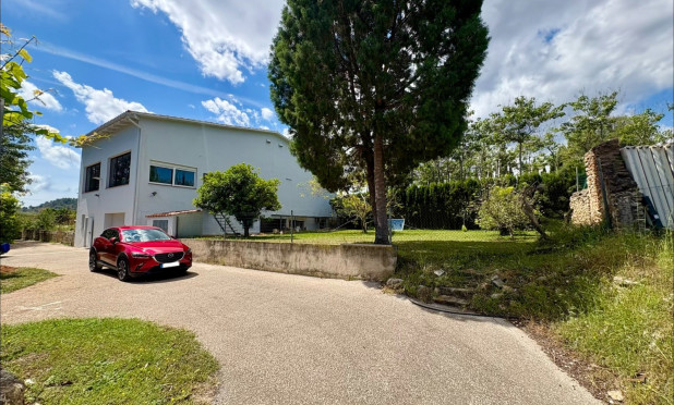 Resale - Villa - Pedreguer