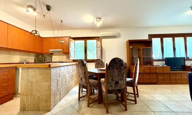 Resale - Villa - Pedreguer