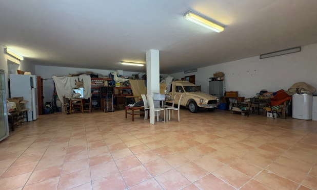 Resale - Villa - Pedreguer