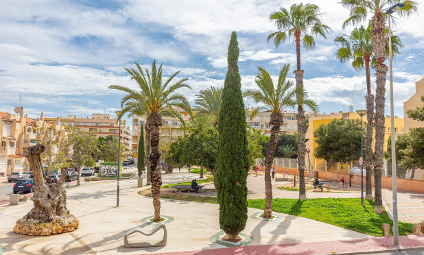 Resale - Penthouse - Torrevieja - Estacion de autobuses