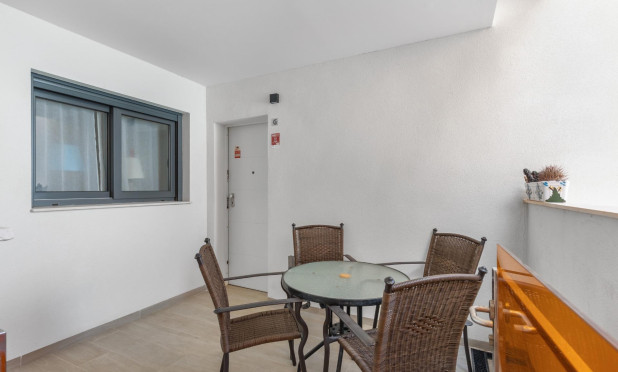 Herverkoop - Appartement / flat - Torrevieja - Los Frutales