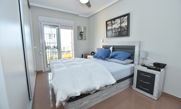 Wiederverkauf - Villa - Orihuela Costa - Los Dolses