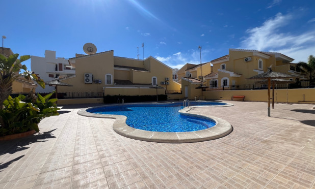 Wiederverkauf - Villa - Orihuela Costa - Los Dolses