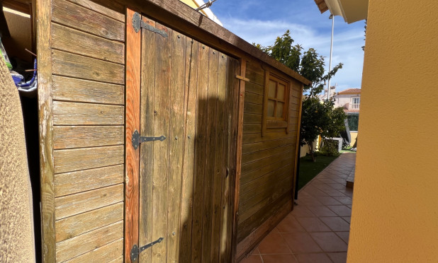Wiederverkauf - Villa - Orihuela Costa - Los Dolses