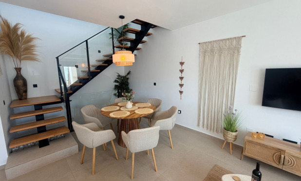 Reventa - Villa - Dolores