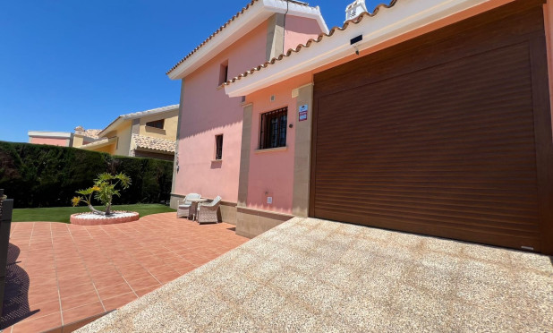 Wiederverkauf - Villa - Algorfa - La Finca Golf Resort