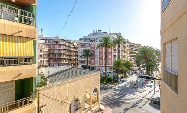 Herverkoop - Appartement / flat - Torrevieja - Playa del cura