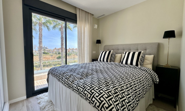 Odsprzedaż - Villa - Orihuela Costa - Lomas de Cabo Roig