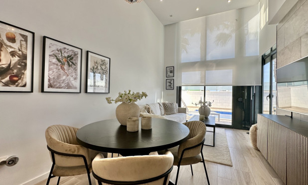 Odsprzedaż - Villa - Orihuela Costa - Lomas de Cabo Roig