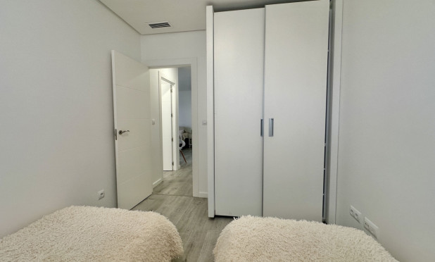 Reventa - Apartamento / piso - Orihuela Costa - Villamartín