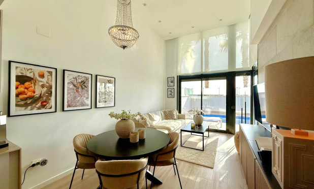 Odsprzedaż - Villa - Orihuela Costa - Lomas de Cabo Roig
