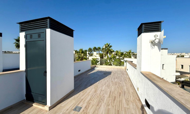 Odsprzedaż - Villa - Orihuela Costa - Lomas de Cabo Roig