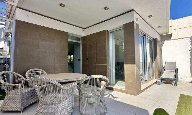 Wiederverkauf - Villa - Orihuela Costa - Lomas de Cabo Roig