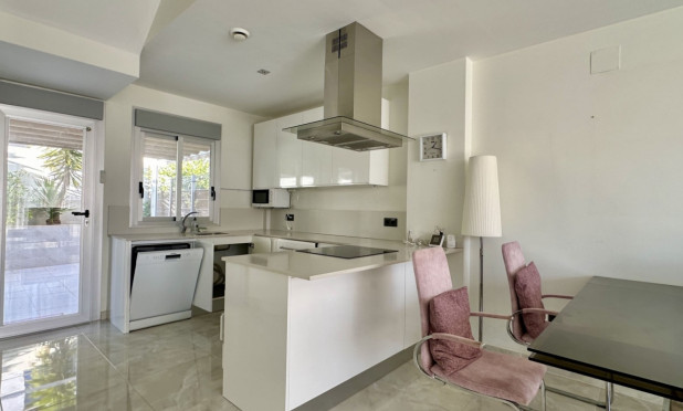 Wiederverkauf - Villa - Orihuela Costa - Lomas de Cabo Roig