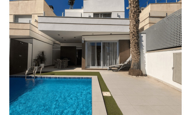 Wiederverkauf - Villa - Orihuela Costa - Lomas de Cabo Roig