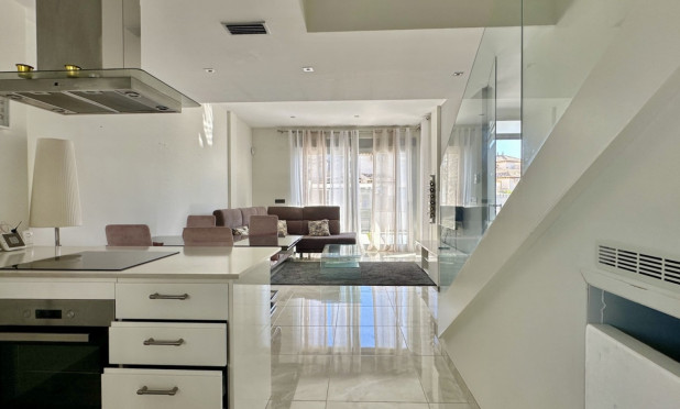 Wiederverkauf - Villa - Orihuela Costa - Lomas de Cabo Roig