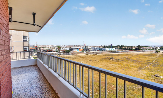 Resale - Apartment / flat - Orihuela Costa - Punta Prima